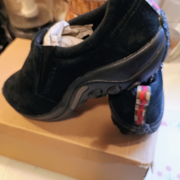 Merrell Men's Black Slip-On Shoes - Picture 3 of 7